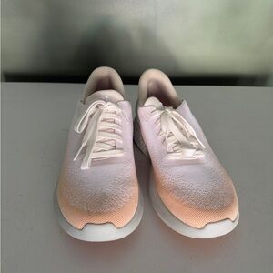 Kizik Athens peach and teal shoes